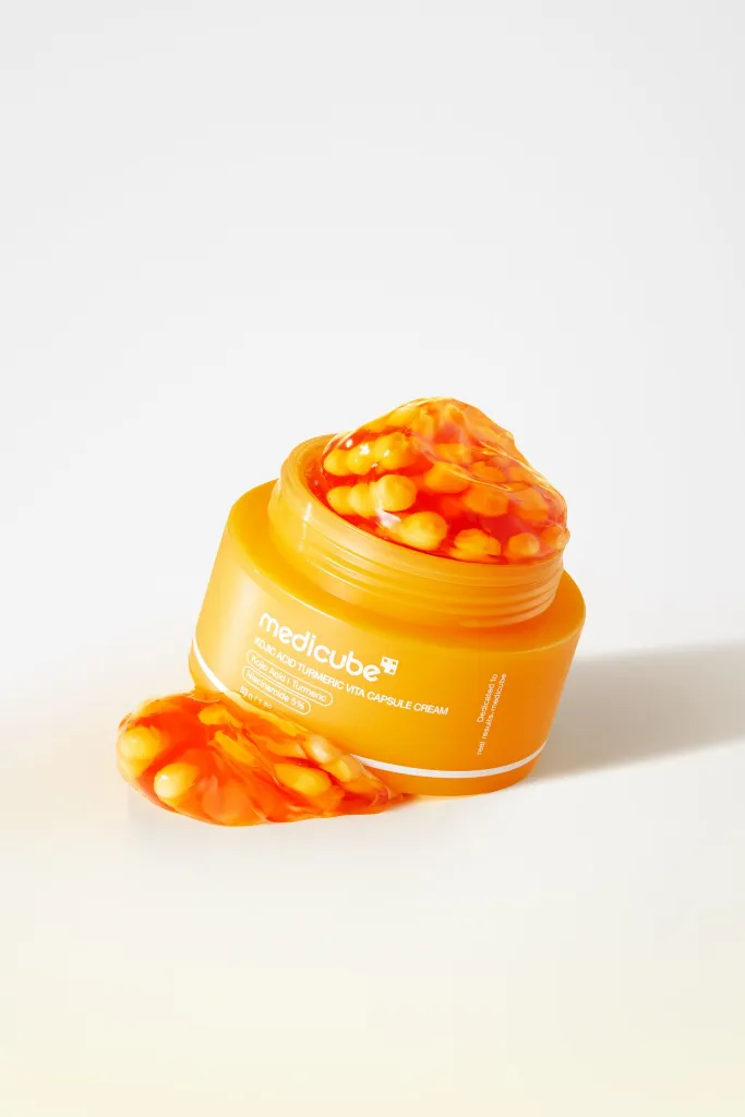 Medicube Kojic Acid Turmeric Vita Capsule Cream 53g7.webp